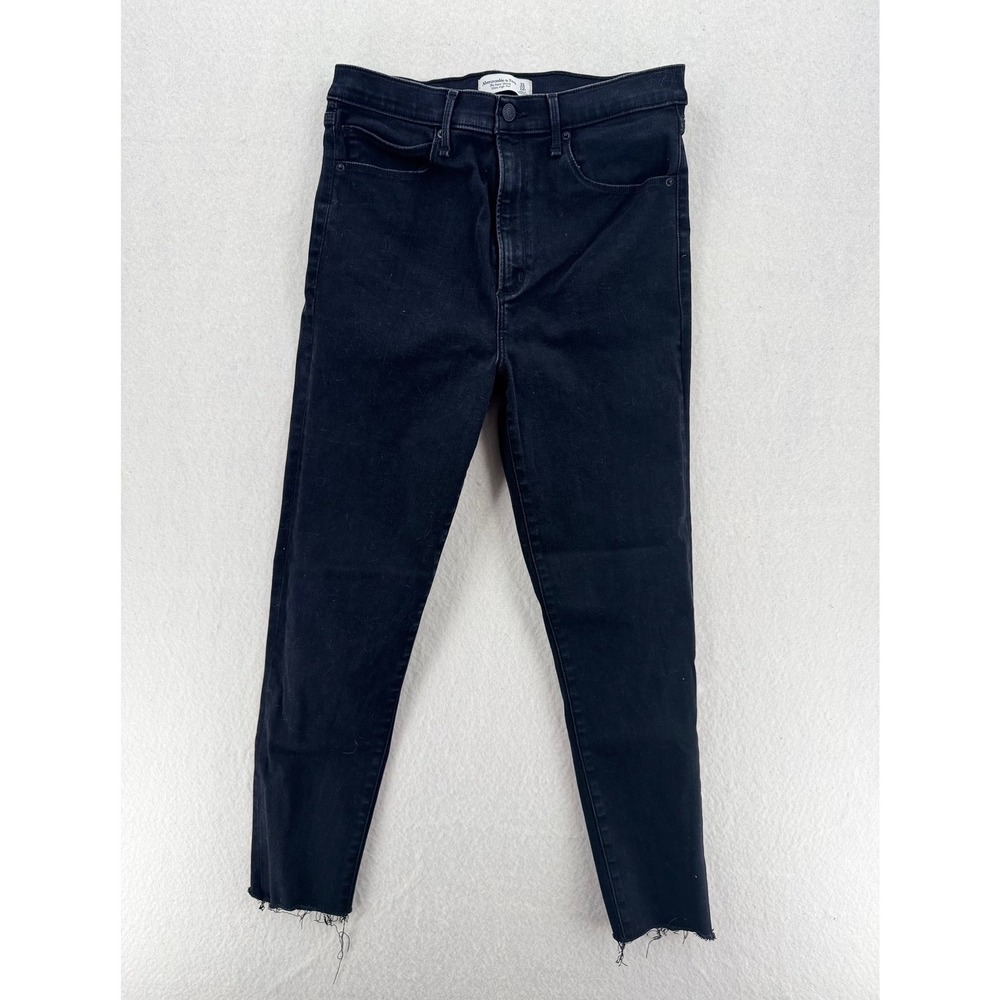 Abercrombie & Fitch - Super Skinny Ultra High Rise Raw Hem - Black - 31/12R
